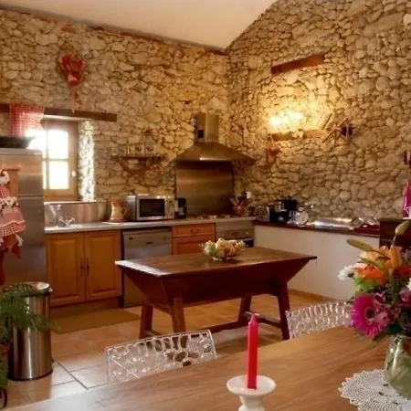 House Le Sibadou Nyaraló